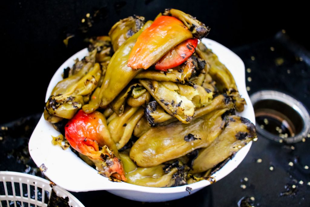 How to clean roast green chilies