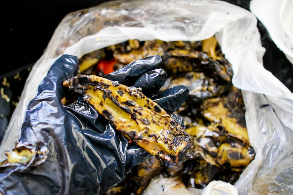 How to clean roast green chilies